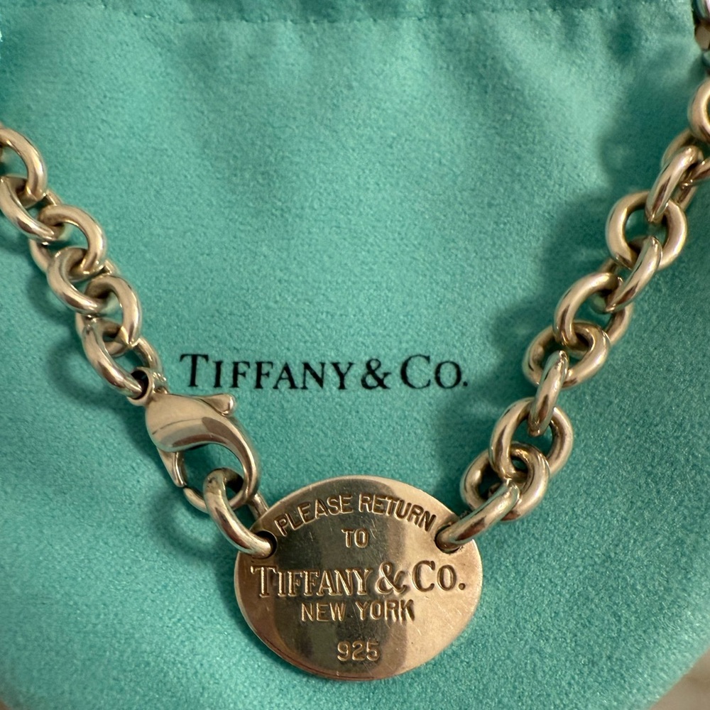 Vintage Tiffany “Return to Tiffany” Necklace